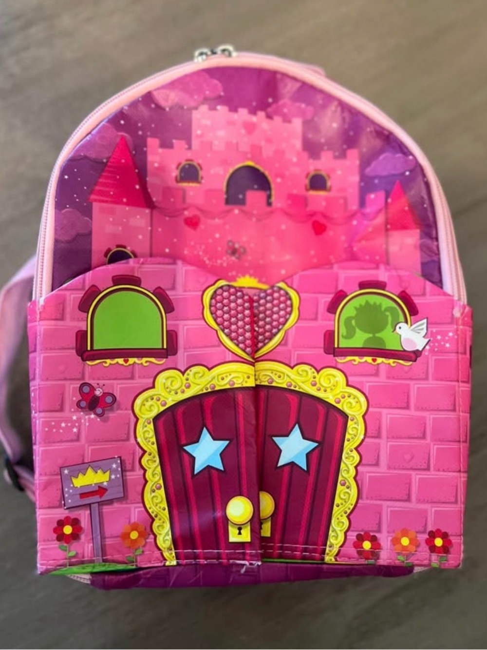 Girls Pink Plat Backpack. Turns into Castle / House. Perfect for Kids.